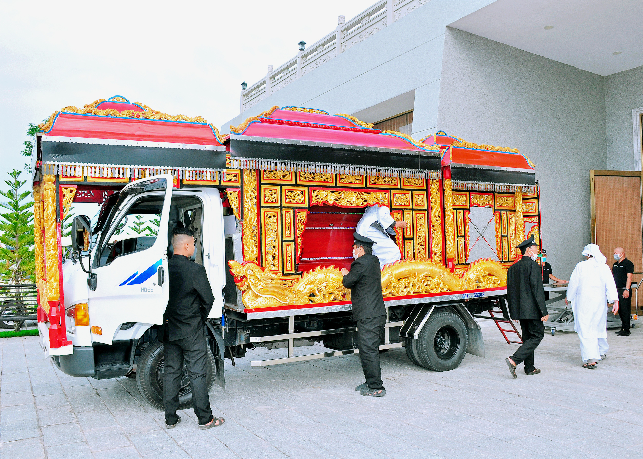 Blackstones - An Táng Đặc Biệt - Phật Giáo